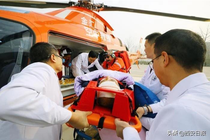西安日報(bào)報(bào)道—65分鐘慶陽—西安！直升機(jī)跨省救援患者