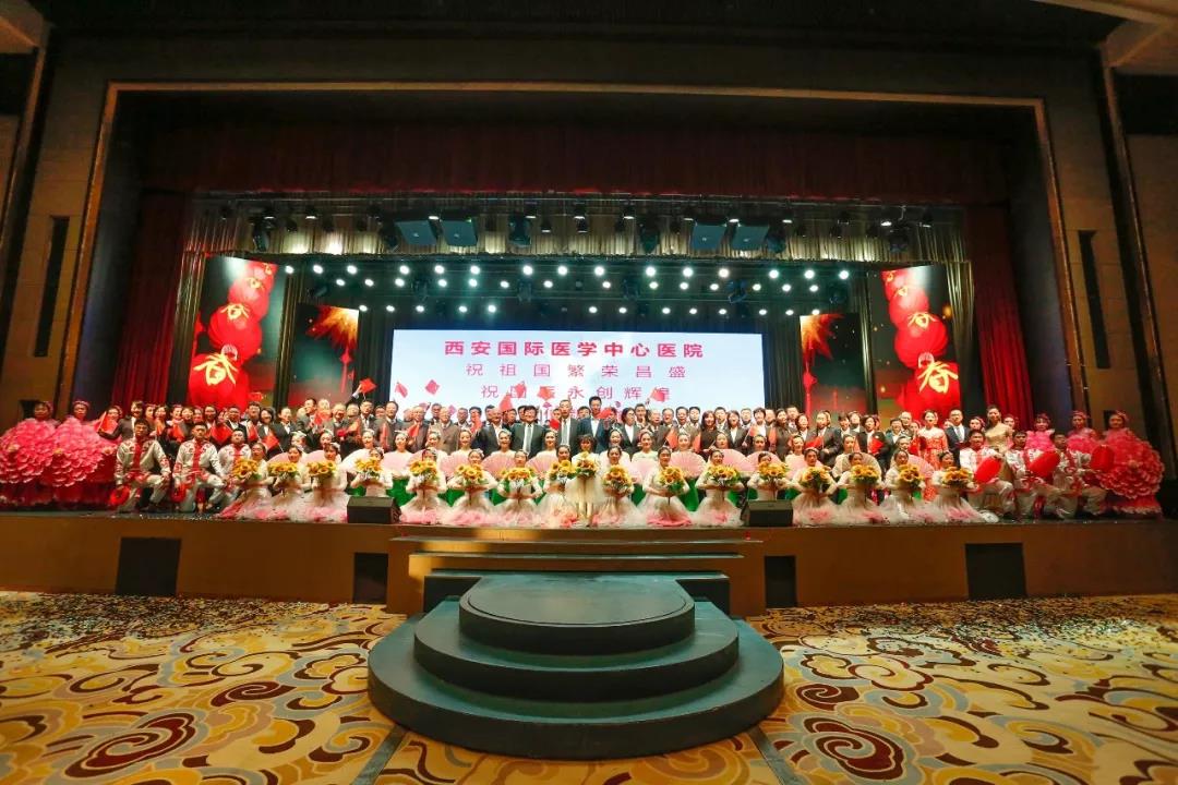 嗨起來(lái)！《啟航 圓夢(mèng)》文藝匯演精彩紛呈暖心提氣