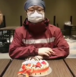 祝在前線奮戰(zhàn)的白衣戰(zhàn)士生日快樂！