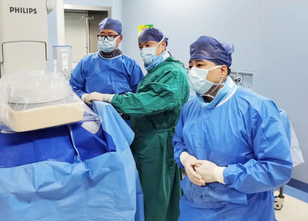 百歲老人吃飯難題解決了！