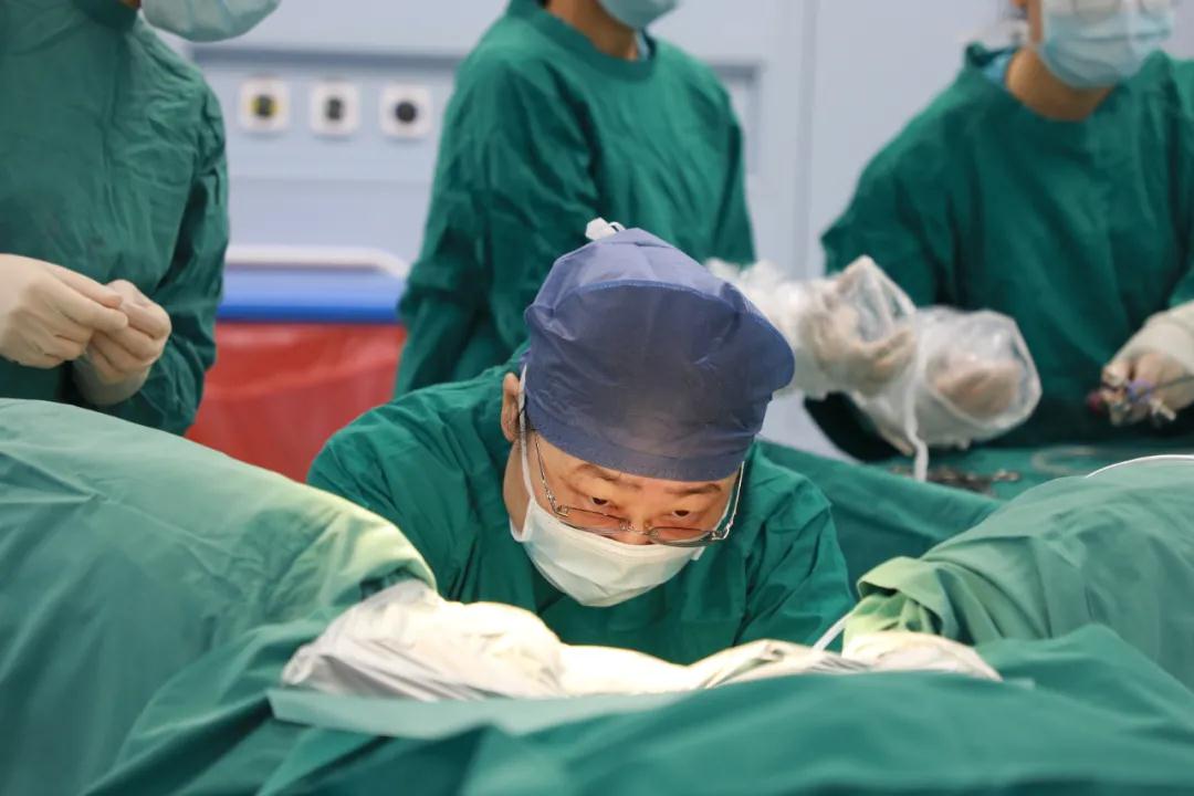 陽光網—大醫(yī)之道｜黃艷紅：中國首例“添宮寶寶”第一人