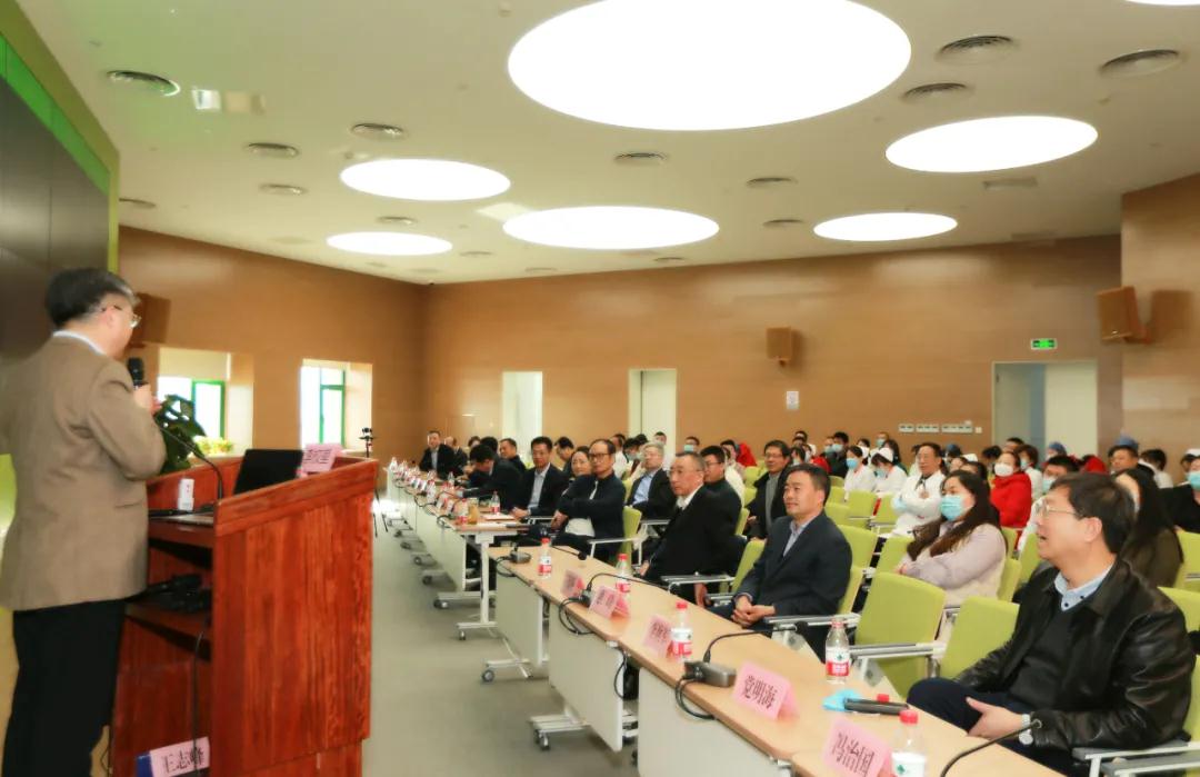 中國工程院院士、溫州醫(yī)科大學校長李校堃教授蒞臨我院