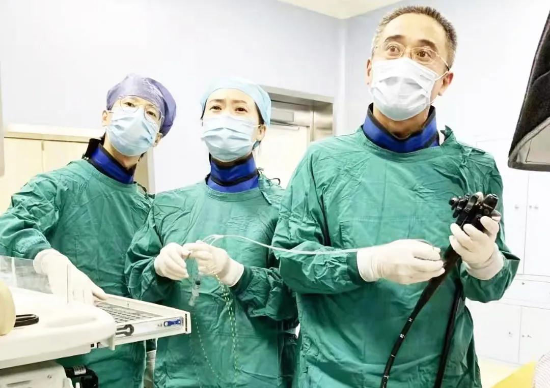 “超級(jí)微創(chuàng)手術(shù)”取出結(jié)石！ 87歲老人轉(zhuǎn)危為安