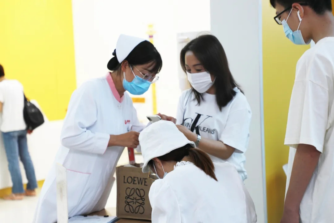 免掛號費、診查費，送健康卡……他們紛紛為這項暖心服務(wù)點贊！