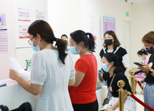 不掛號，解決多個問題，多學科MDT聯(lián)合門診讓更年期女性少跑腿，更安心！