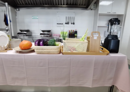 “愛心廚房”做出了地道的“家鄉(xiāng)味”——來自西安國(guó)際醫(yī)學(xué)中心醫(yī)院報(bào)道之一