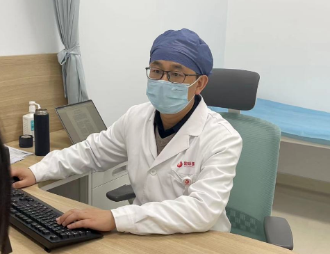 愿胡某宇悲劇不再上演！我院開(kāi)設(shè)“厭學(xué)門診”撥打電話89811919咨詢