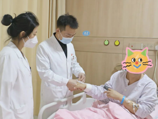 造影劑過(guò)敏？無(wú)“劑”可施，醫(yī)生出“聲”顯“影”打通患者閉塞的血管