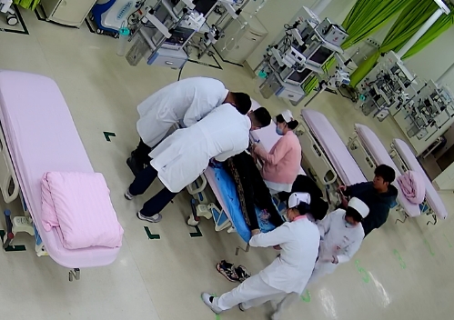 頭、胸、脾、骨……多處損傷 多學(xué)科聯(lián)合完成“生命接力”